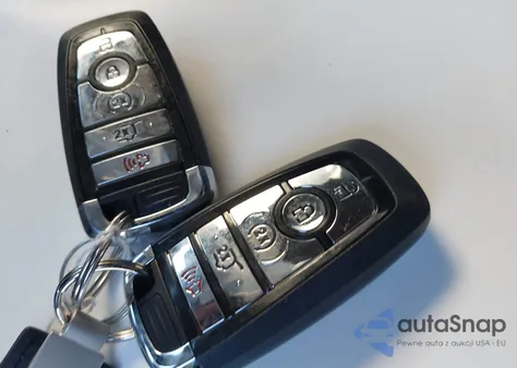 2024 Lincoln Navigator Reserve L z USA, uszkodzony, nr VIN 5LMJJ3LG8REL01362